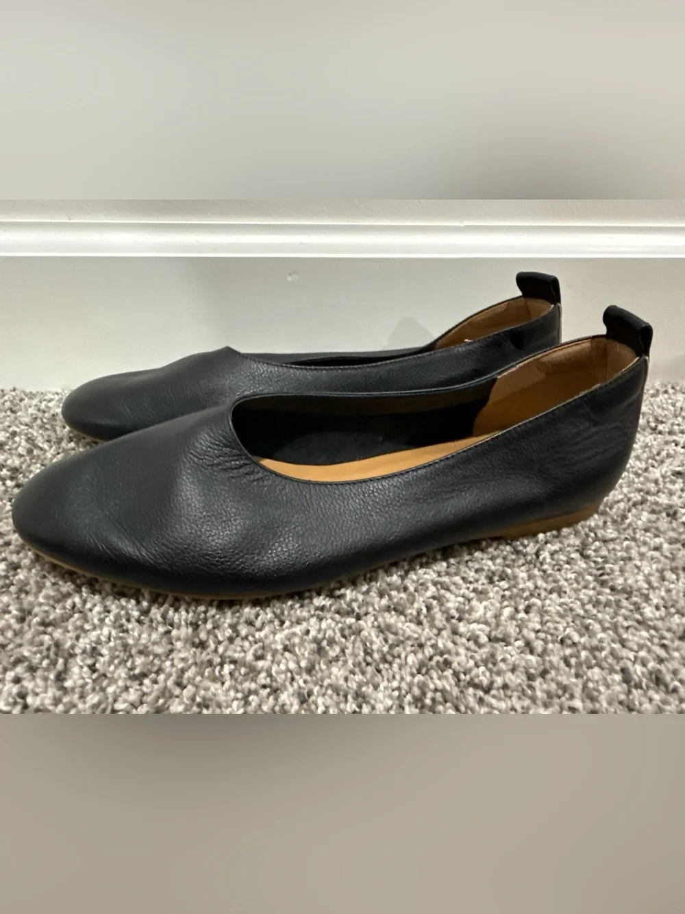 Everlane The Day Glove black leather ballet flats, size 8 - Picture 5 of 14